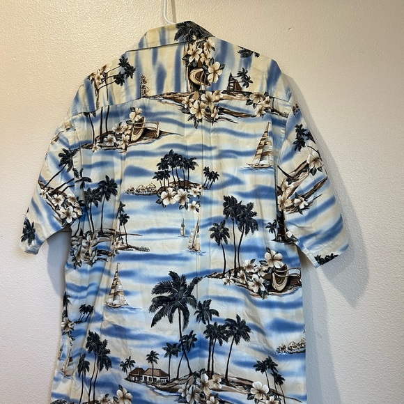 Vintage Pierre Cardin XL Hawaiin Tropical Summer button Up Collared Shirt - Picture 5 of 5